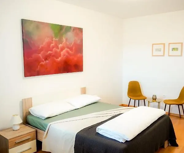 Apartment Rondo Pula Lovely And Sunny